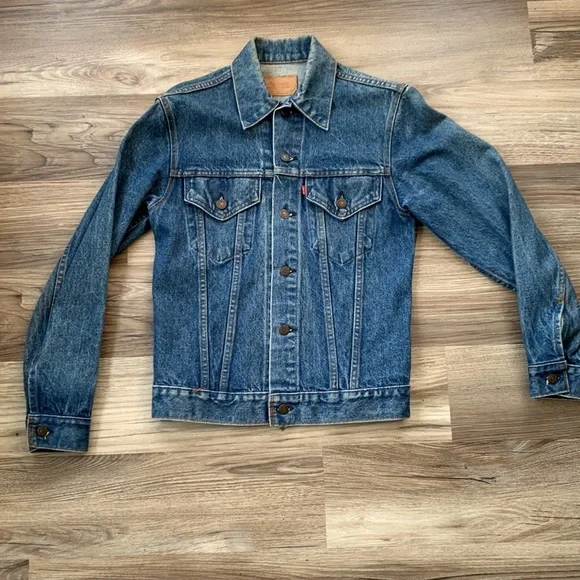 Vintage Levis Denim Jacket 1970s 70505 0217 Blue Jean Red Tag 34